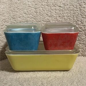 Primary color Vintage Pyrex refrigerator set